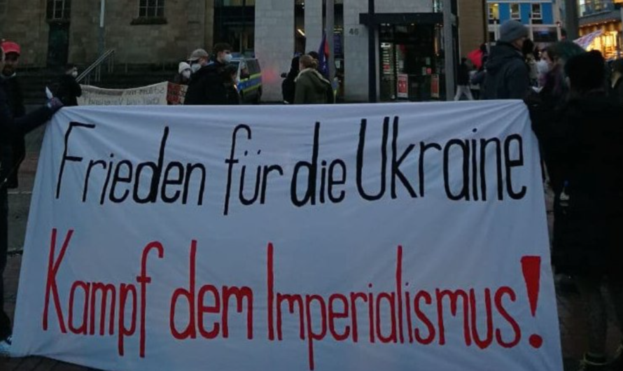 Dortmund: 300 Menschen auf der Straße für Frieden in der Ukraine
